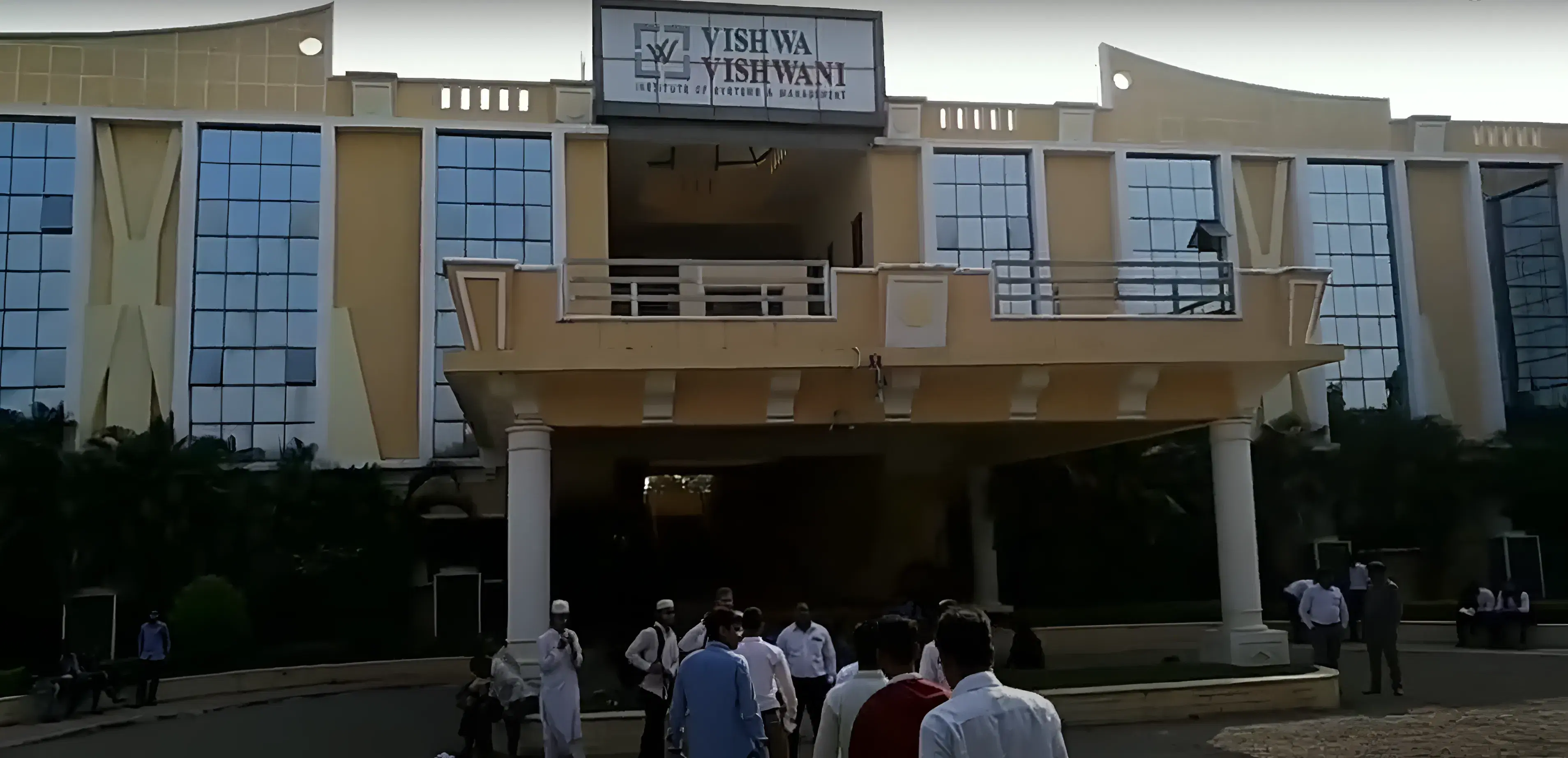 Vishwa Vishwani Institute of Systems and Management Hyderabad Academic Infrastructure photo 2